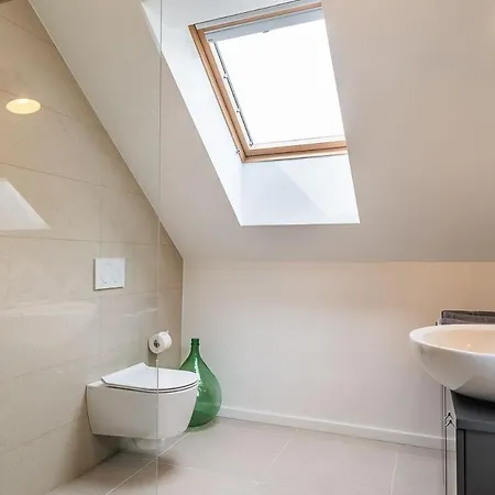 Elipa House